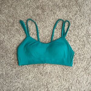 LULULEMON LIKE A CLOUD BRA SIZE: 6 COLOR: KELLY GREEN